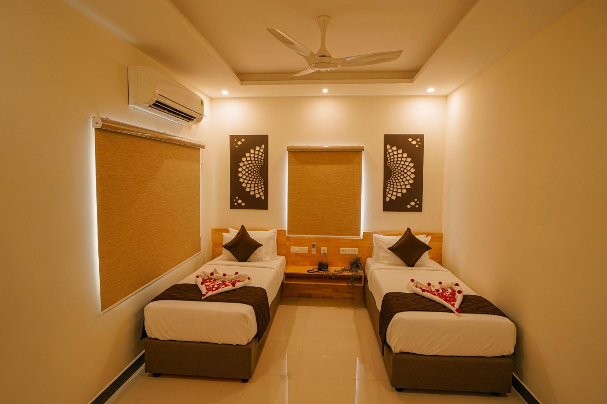 Hotel Tpc Camphor Tiruchirappalli Exterior foto